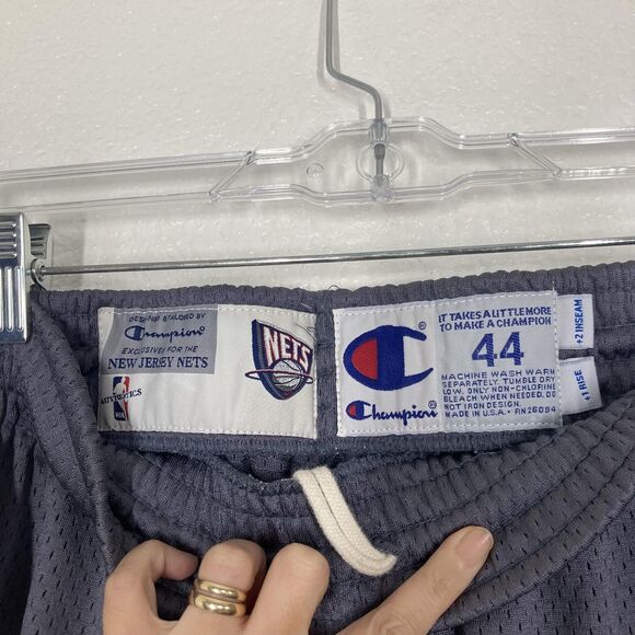 Vintage New Jersey Nets Shorts Mens 44 Gray NBA Basketball Champion USA 90s - Picture 12 of 16